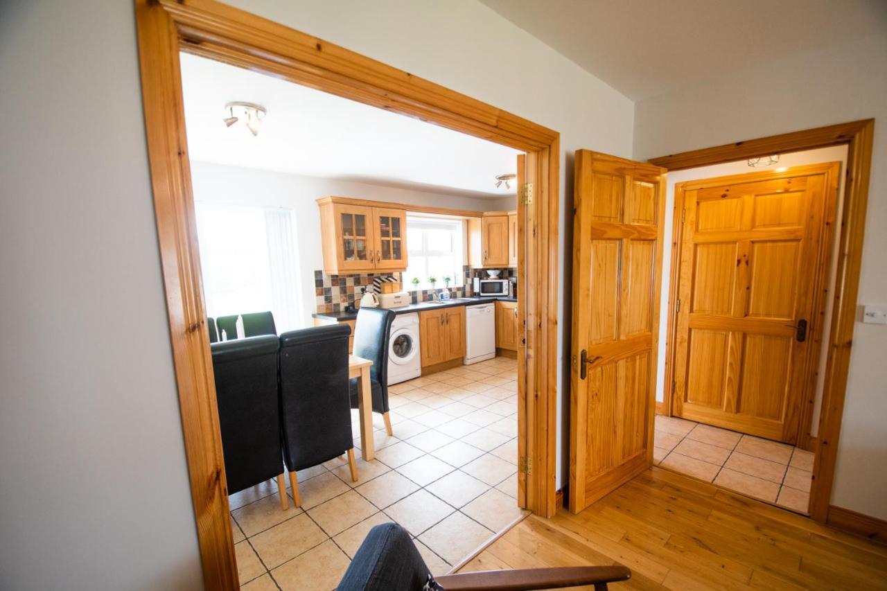 Beautiful Three Bedroom Home In Bundoran Esterno foto