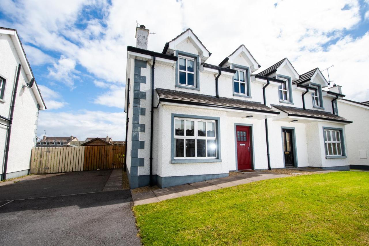 Beautiful Three Bedroom Home In Bundoran Esterno foto